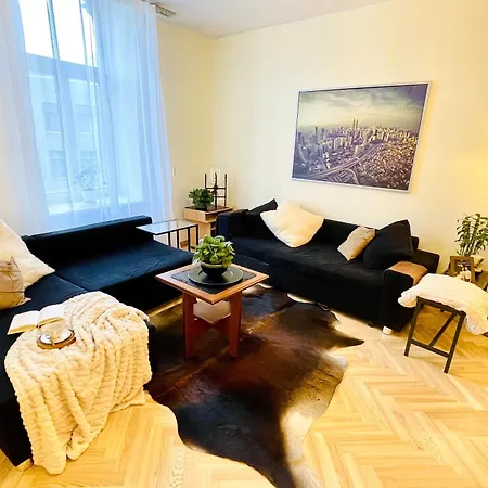 Penthouse With Private Rooftop Dzīvoklis