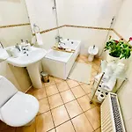Penthouse With Private Rooftop * Ρίγα